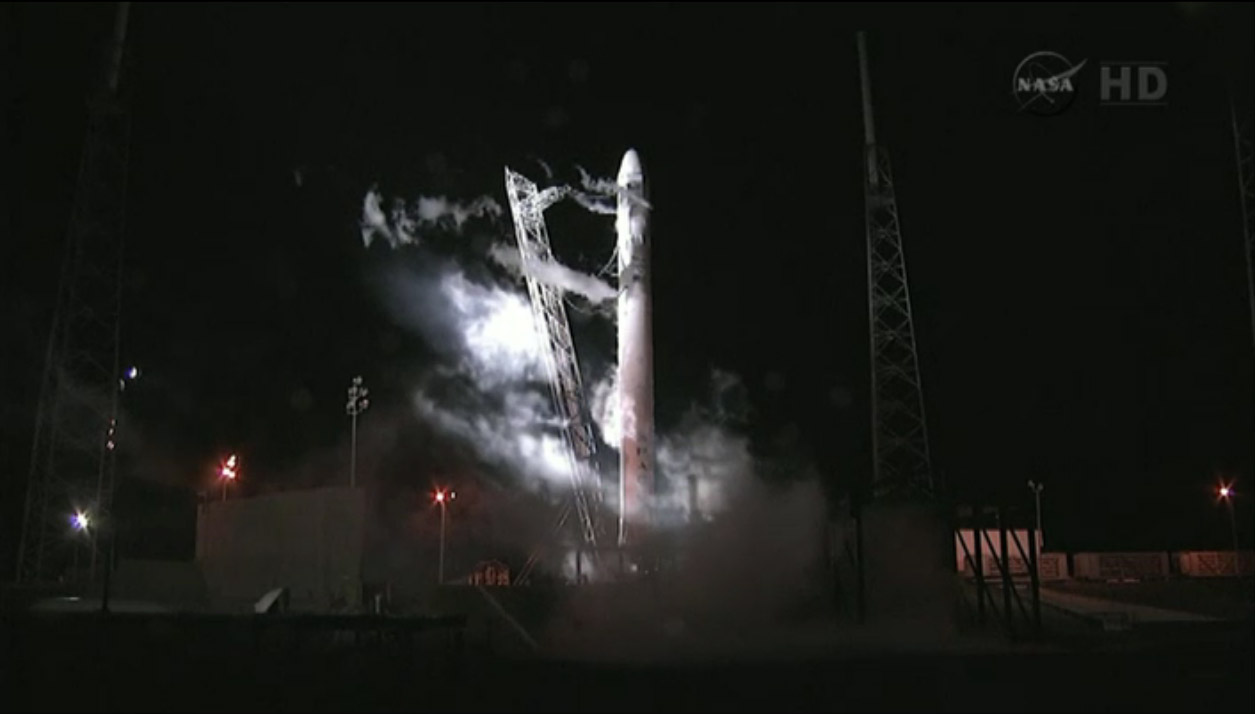 SpaceX Aborts Launch of Private Space Capsule to Space Station
